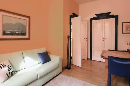 Centro Storico Corso Magenta Cadorna * ميلان